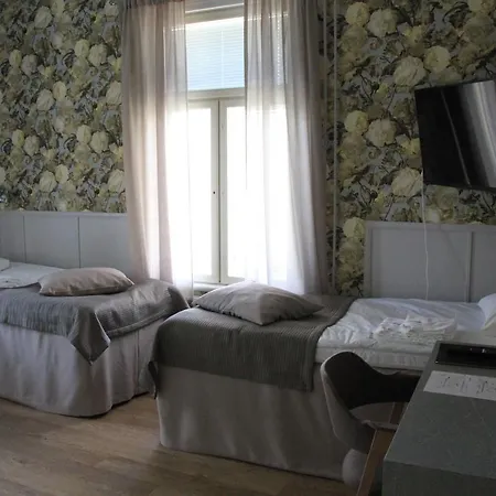 Savonlinnan Kansanopisto - Wanha Pappila Hostelli